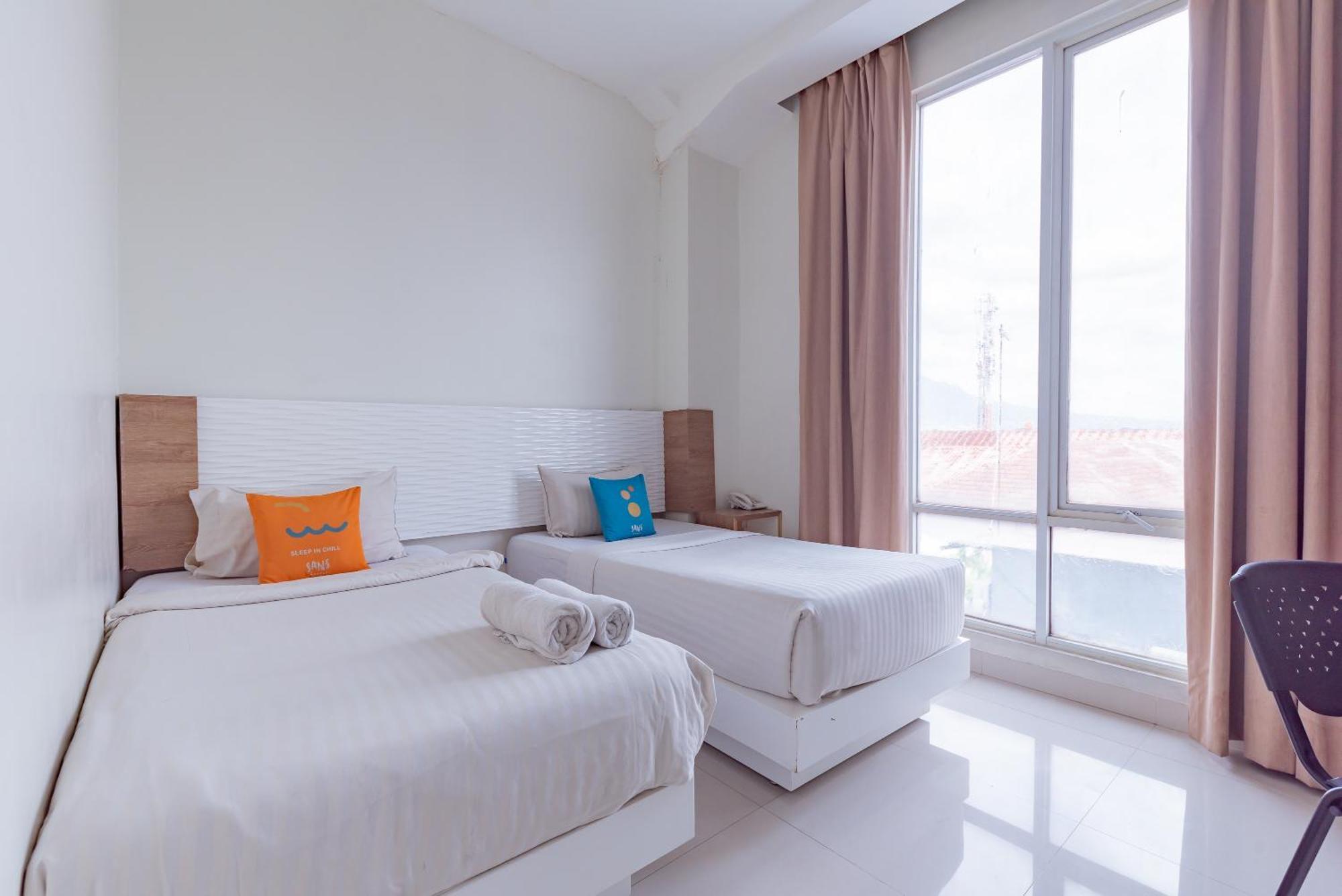 Sans Hotel Diemdi Kiaracondoong Bandung Extérieur photo